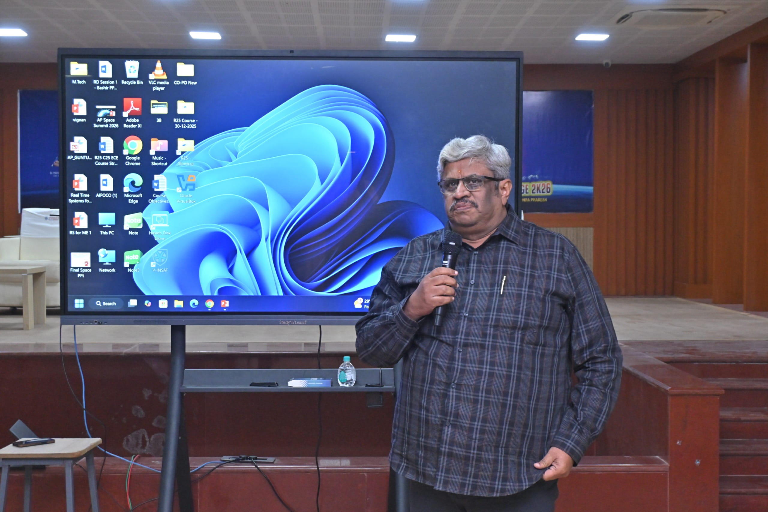 assets/spacenews/Dr. Edara Sreenivasa Reddy%2C .jpg